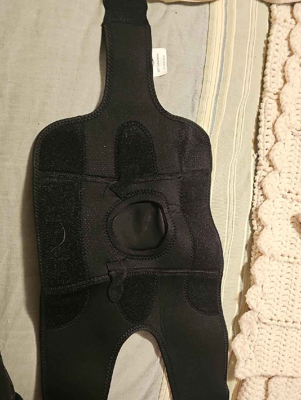Knee Support - Picture 5 of 6